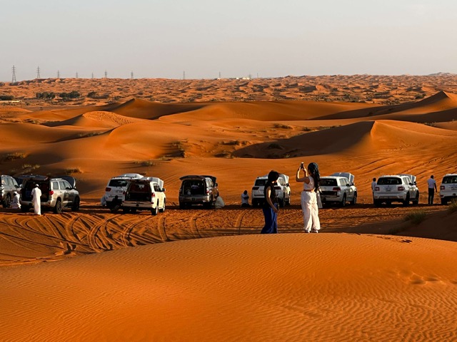 Dubai, safari jeep